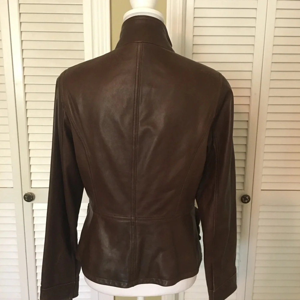 Gianni Bini Buttery Soft Luxurious Tailored Classic leather jacket